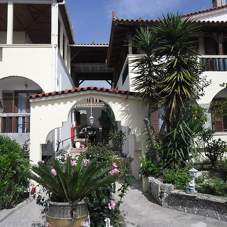 Villa Maria Chrani Bagian luar foto